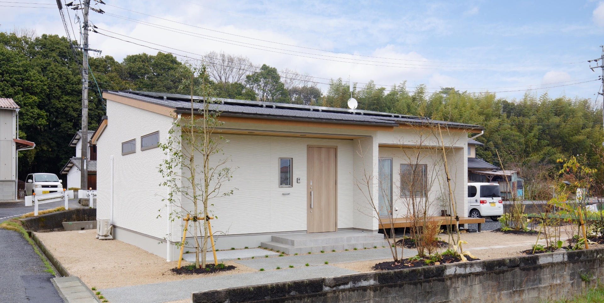 あなたにオススメの家づくりはIROHA.IE HIRAYA広いファミリークローゼットを備えた平屋